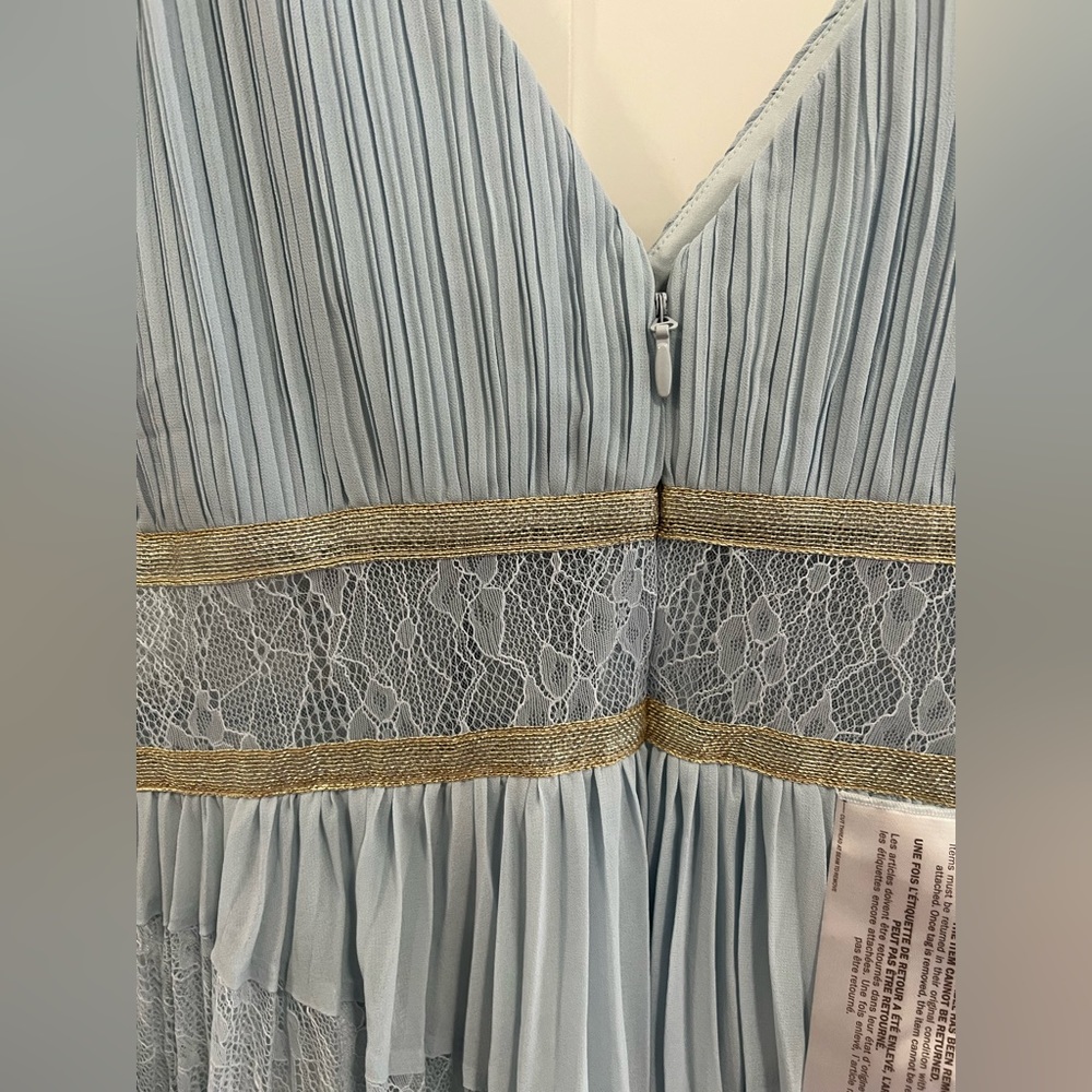 BCBG MAXAZRIA- light crystal blue gown - Picture 5 of 8